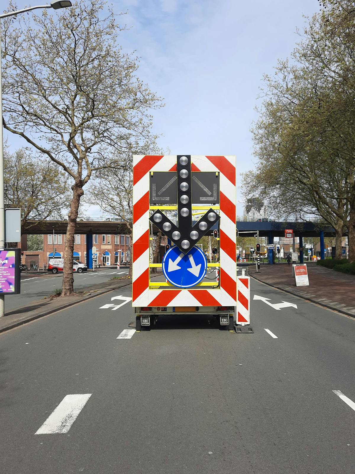 Pijlwagen ingezet bij wegwerkzaamheden AIS Traffic